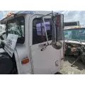 International 9200 Cab thumbnail 3