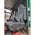 USED - AIR Seat, Front INTERNATIONAL 9200 for sale thumbnail