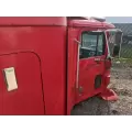 International 9400 Cab thumbnail 10