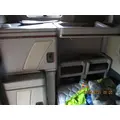 International 9900I Cab thumbnail 8