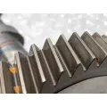 International DT466E Camshaft thumbnail 7