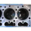 International DT466E Cylinder Block thumbnail 6