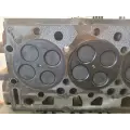 International DT466 Cylinder Head thumbnail 8