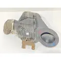 International LT625 Air Cleaner thumbnail 4