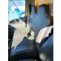 International MV607 Seat, Front thumbnail 3