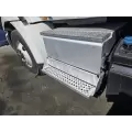 International RH613 Battery Box thumbnail 1