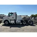 International RH613 Cab thumbnail 1