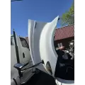 International RH613 Hood thumbnail 1