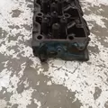 International VT365 Cylinder Head thumbnail 3