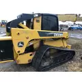 John Deere CT332 Equip Loader Arm thumbnail 4
