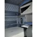 KENWORTH T660 CAB thumbnail 24