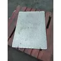 KENWORTH T660 DECK (CATWALK) STEP thumbnail 2