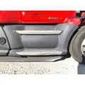 KENWORTH T680 CAB SKIRTSIDE FAIRING thumbnail 1