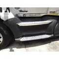 KENWORTH T680 CAB SKIRTSIDE FAIRING thumbnail 1