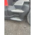 KENWORTH T680 CAB SKIRTSIDE FAIRING thumbnail 1
