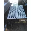 KENWORTH T680 DECK (CATWALK) STEP thumbnail 1