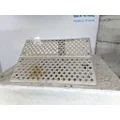 KENWORTH T680 DECK (CATWALK) STEP thumbnail 1
