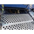 KENWORTH T680 DECK (CATWALK) STEP thumbnail 1