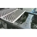 KENWORTH T680 DECK (CATWALK) STEP thumbnail 1