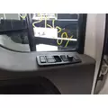 KENWORTH T680 DOOR ASSEMBLY, FRONT thumbnail 3