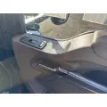 KENWORTH T680 Door Assembly, Front thumbnail 3