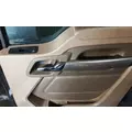 KENWORTH T680 Door Assembly, Front thumbnail 3