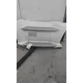KENWORTH T680 FAIRING STEP thumbnail 1
