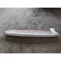 KENWORTH T680 FAIRING STEP thumbnail 3