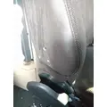 KENWORTH T680 SEAT, FRONT thumbnail 3