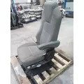 KENWORTH T680 SEAT, FRONT thumbnail 3