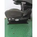 KENWORTH T680 SEAT, FRONT thumbnail 4