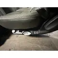 KENWORTH T680 Seat, Front thumbnail 4