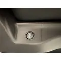 KENWORTH T680 Seat, Front thumbnail 3