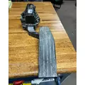 KENWORTH T880 Accelerator Pedal thumbnail 2