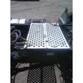 KENWORTH T880 DECK (CATWALK) STEP thumbnail 1