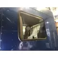 Kenworth T600 Back Glass thumbnail 1