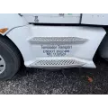 Kenworth T600 Side Fairing thumbnail 1