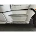 Kenworth T660 Skirt thumbnail 1
