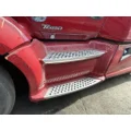 USED Side Fairing KENWORTH T680 for sale thumbnail