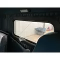 Kenworth T800 Back Glass thumbnail 1