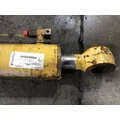 Komatsu D61PX-12 Equip Hydraulic Cylinder thumbnail 2