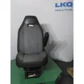 MACK AN64T / ANTHEM SEAT, FRONT thumbnail 2