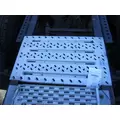 MACK ANTHEM DECK (CATWALK) STEP thumbnail 1