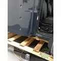 MACK Anthem Cab thumbnail 10