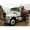 MACK CH 613 Complete Vehicle thumbnail 2