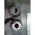 MACK CRD92 RING GEAR AND PINION thumbnail 1