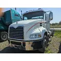 MACK CX613 VISION Complete Vehicle thumbnail 1