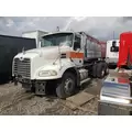 MACK CXN613 Complete Vehicle thumbnail 2