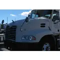 MACK CXP613 2007-2007 HOOD thumbnail 1