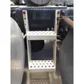 MACK CXP613 FRAME STEP thumbnail 1